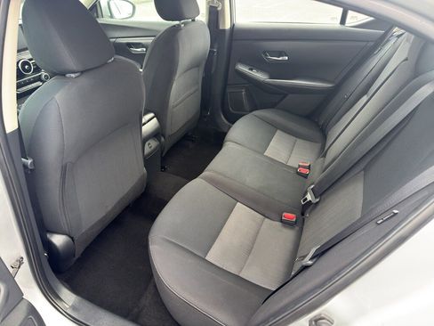 Used 2022 Nissan Sentra SV image 12