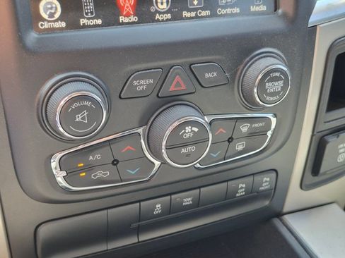 Used 2017 RAM 1500 Big Horn RWD image 13