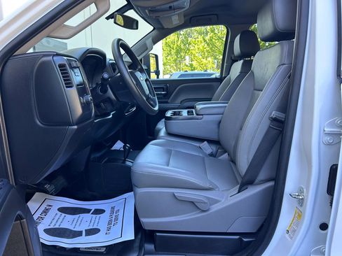 Used 2019 Chevrolet Silverado 2500 W/T w/ WT Convenience Package image 25