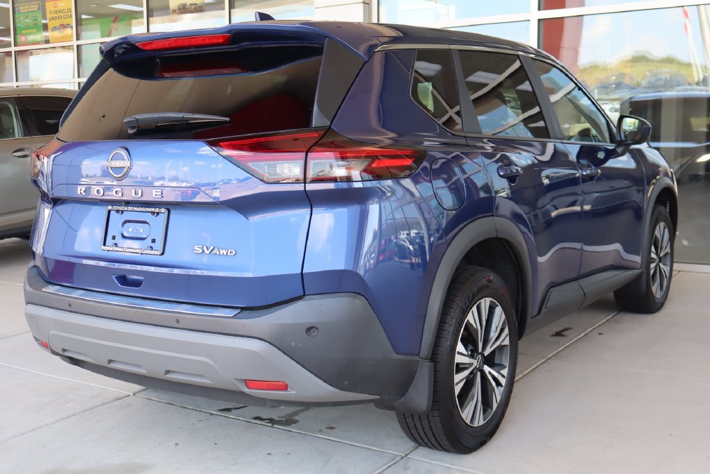 Used 2023 Nissan Rogue SV AWD/4WD image 10