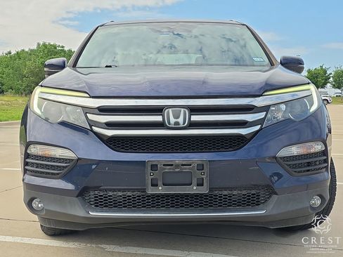 Used 2016 Honda Pilot Touring image 2