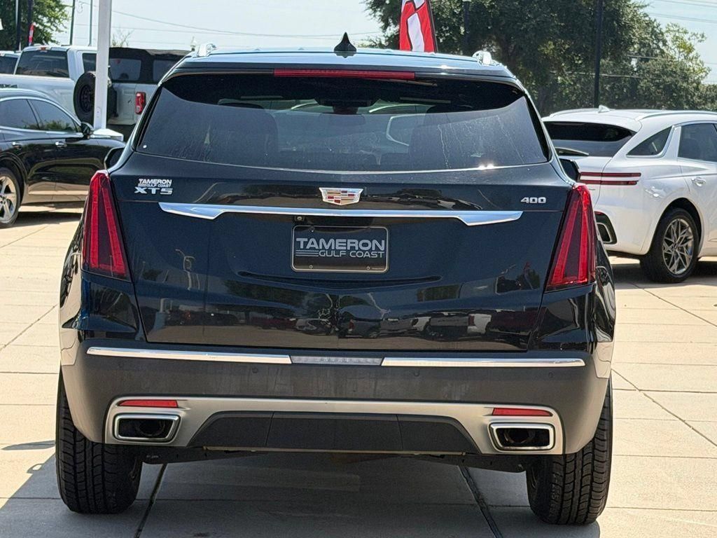 Used 2023 Cadillac XT5 Premium Luxury FWD image 3