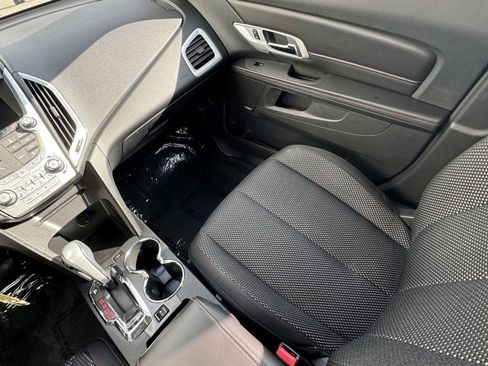 Used 2015 GMC Terrain SLE w/ Convenience Package image 16