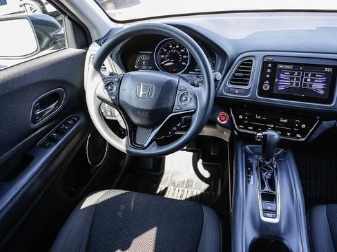 Used 2022 Honda HR-V EX image 17
