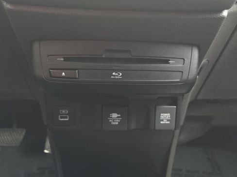 Used 2023 Honda Odyssey Touring image 41
