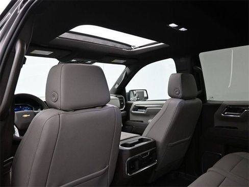 New 2026 Chevrolet Silverado 1500 LTZ w/ LTZ Premium Package image 32