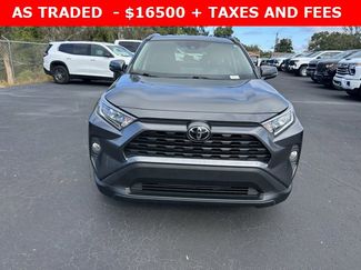 Used 2021 Toyota RAV4 XLE video 2
