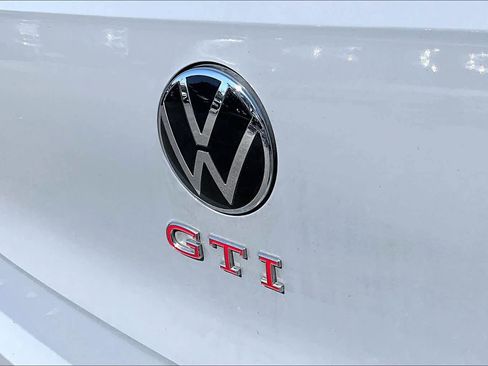 Used 2022 Volkswagen GTI S image 33