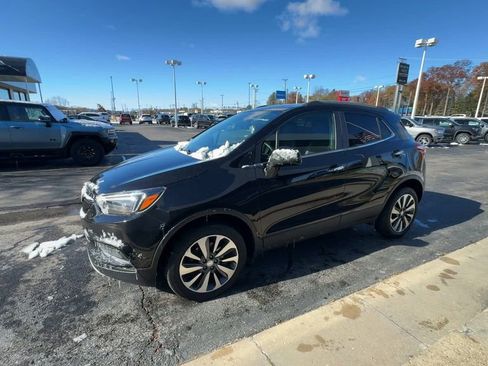Certified 2022 Buick Encore Preferred image 4