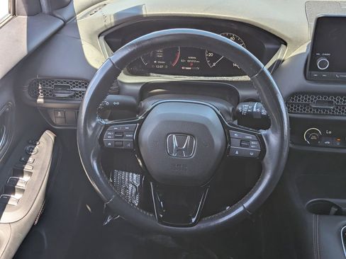 Certified 2023 Honda HR-V Sport image 16
