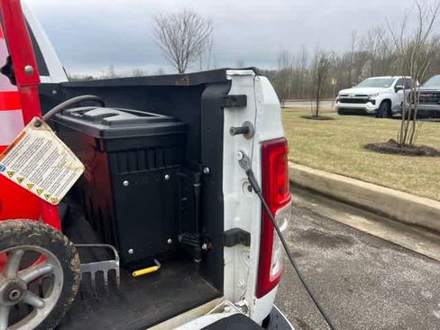 Used 2019 RAM 2500 Big Horn image 10