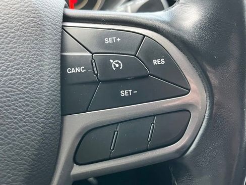 Used 2021 Jeep Cherokee Latitude Lux image 42