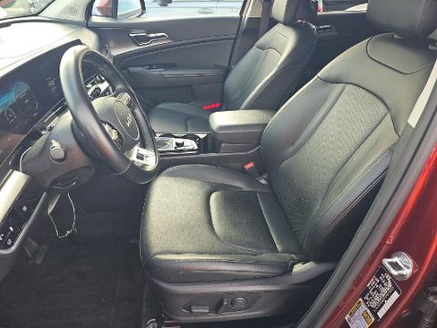 Used 2023 Kia Sportage SX FWD image 3