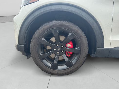 Used 2021 Ford Explorer ST w/ Equipment Group 401A AWD/4WD image 14
