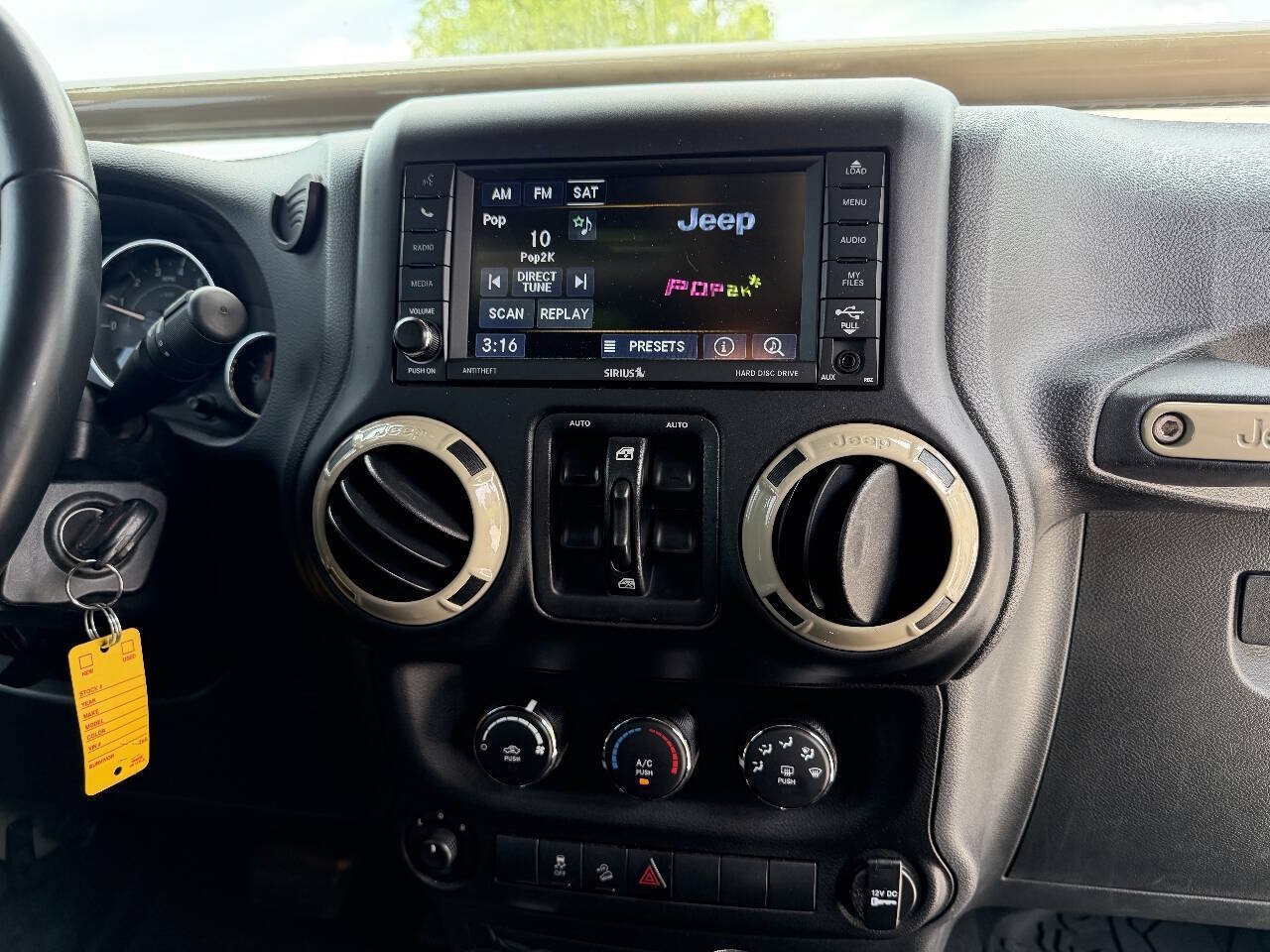 Used 2017 Jeep Wrangler Unlimited Sport w/ Quick Order Package 24S AWD/4WD image 22