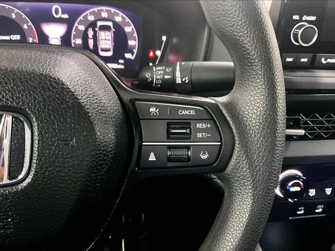Used 2025 Honda Accord SE image 24