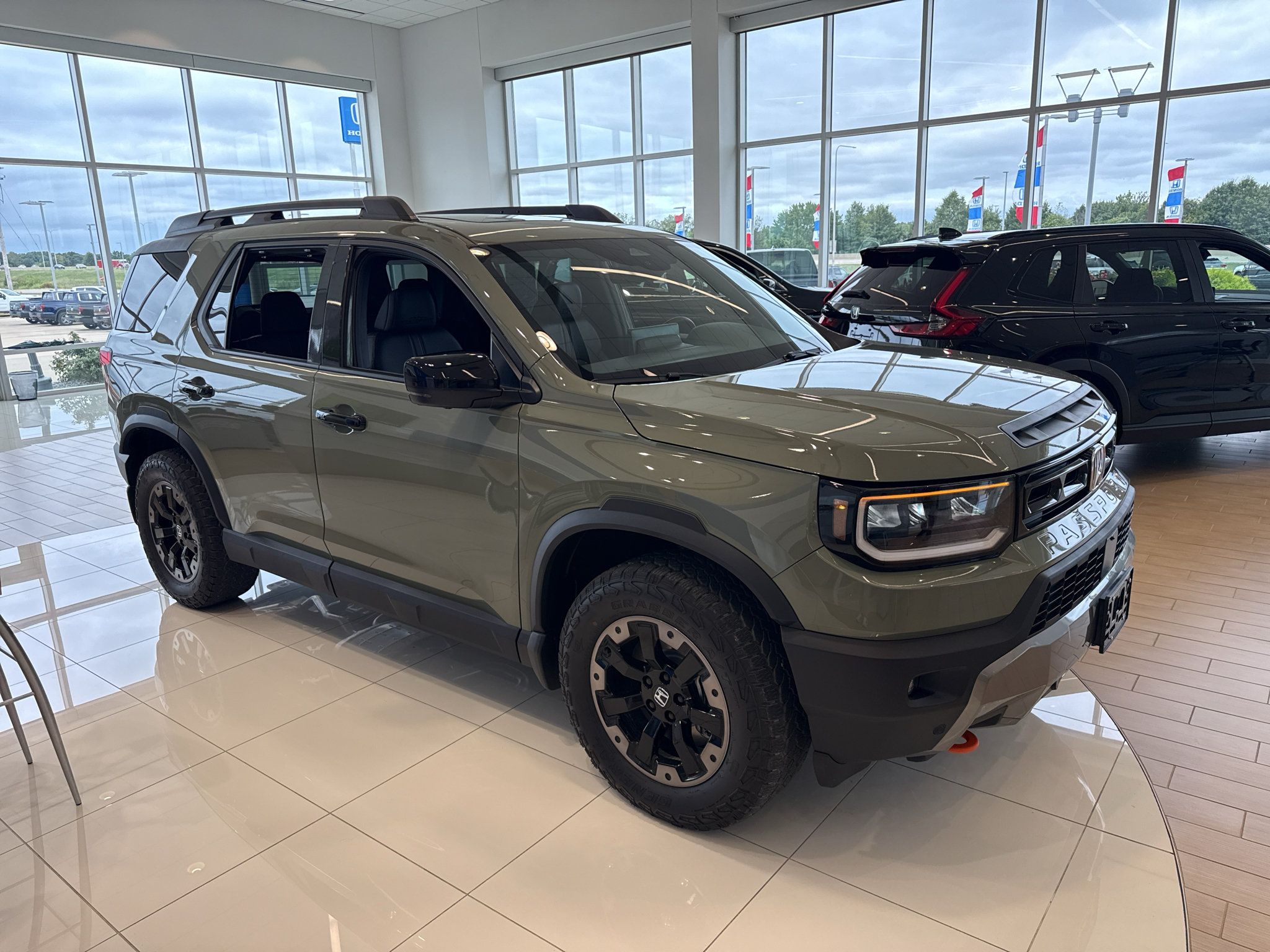 Used 2026 Honda Passport TrailSport Elite image 3