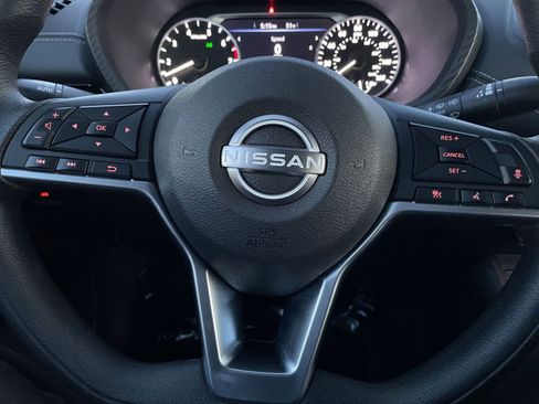 Used 2025 Nissan Sentra SV image 25