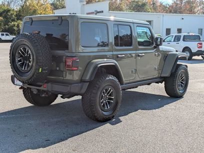 New 2026 Jeep Wrangler Unlimited Rubicon w/ Xtreme 35 Tire Package