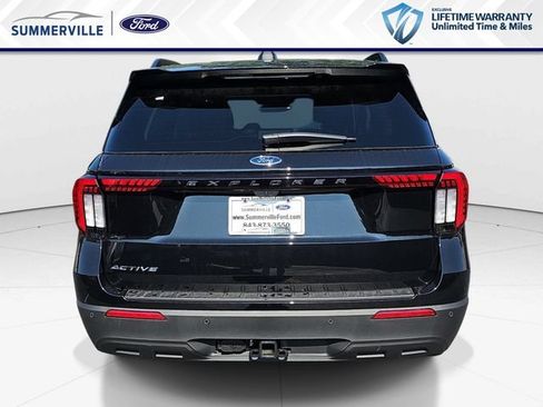 New 2026 Ford Explorer Active RWD image 5