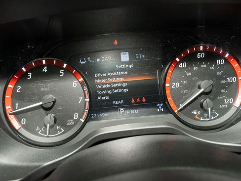 Used 2023 Nissan Titan PRO-4X w/ Pro-4x Convenience Package image 17