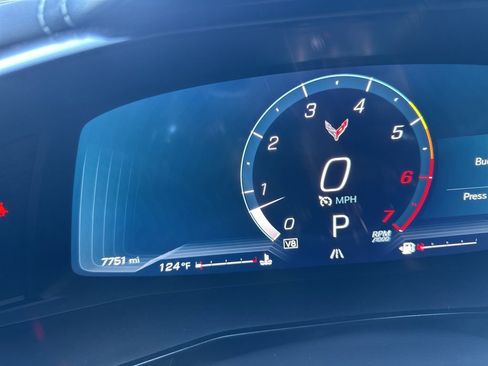 Used 2025 Chevrolet Corvette Stingray Coupe w/ 1LT image 11