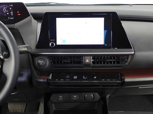 Used 2025 Toyota Prius Plug-In Hybrid image 25