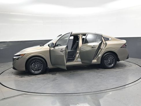 Certified 2026 Nissan Sentra SV w/ Floor Mat Package FWD image 40