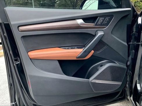 Used 2021 Audi Q5 2.0T Premium Plus w/ Premium Plus Package image 19