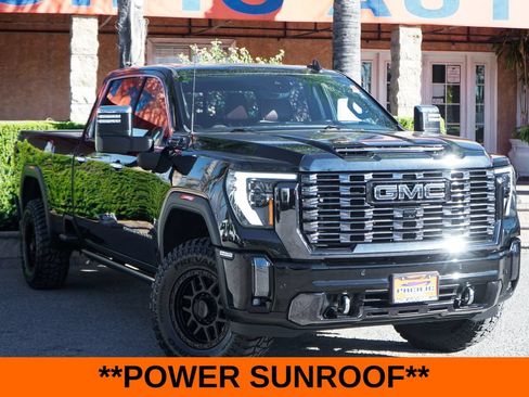 Used 2024 GMC Sierra 3500 Denali Ultimate AWD/4WD image 2