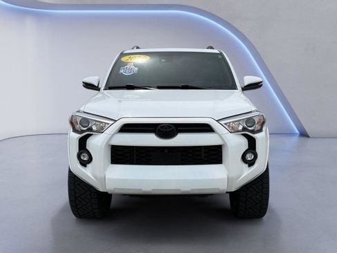 Used 2024 Toyota 4Runner SR5 Premium w/ Moonroof Package AWD/4WD image 13