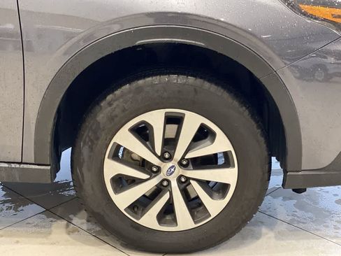 Used 2022 Subaru Outback Premium AWD/4WD image 13