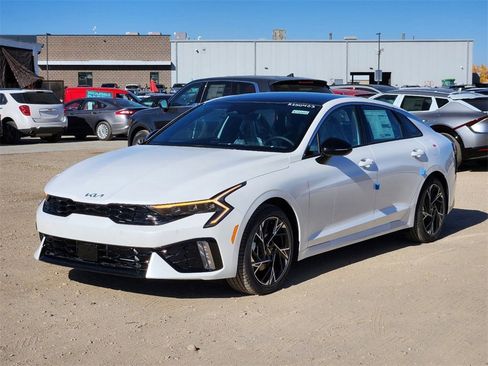 New 2025 Kia K5 EX image 5