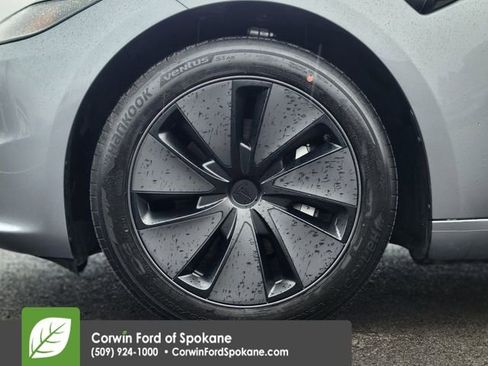 Used 2025 Tesla Model 3 Long Range image 9