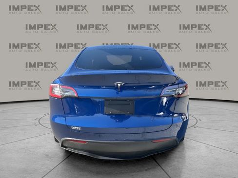 Used 2024 Tesla Model Y Long Range image 4