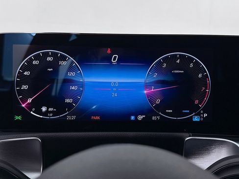 New 2025 Mercedes-Benz GLB 250 image 18