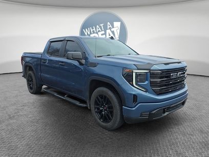 Used 2024 GMC Sierra 1500 Pro w/ Graphite Edition