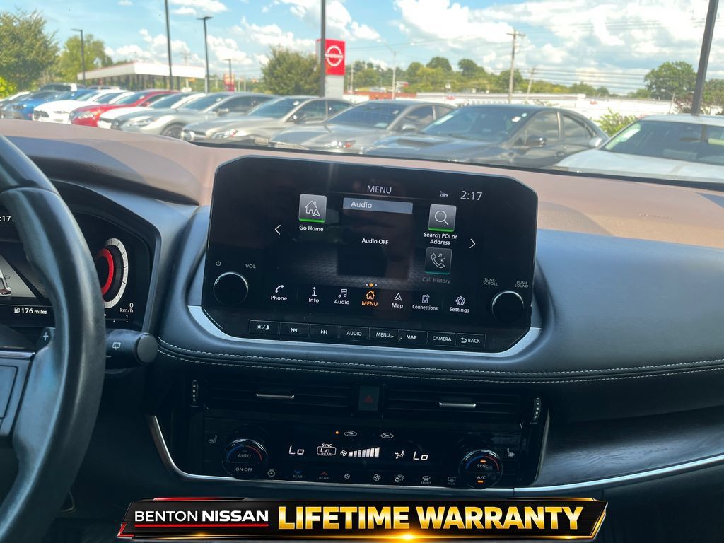 Used 2023 Nissan Rogue Platinum w/ Platinum Premium Package FWD image 18
