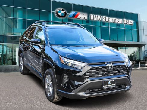 Used 2024 Toyota RAV4 XLE image 3