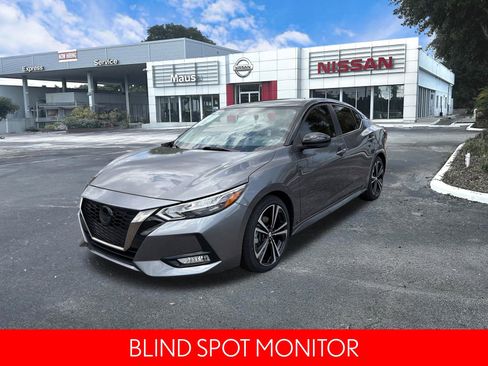 Certified 2022 Nissan Sentra SR w/ Trunk Package FWD image 7