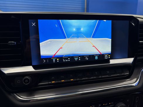 Used 2023 Chevrolet Silverado 1500 High Country w/ High Country Premium Package image 20