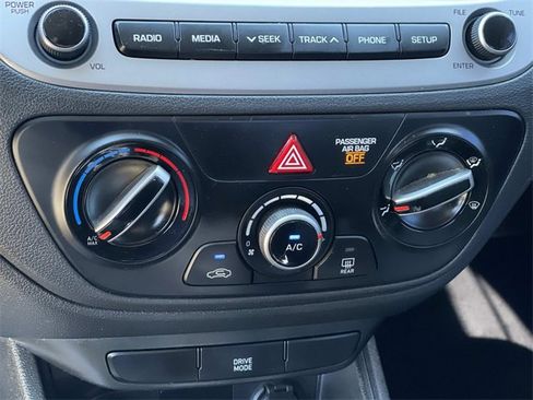 Used 2019 Hyundai Accent SE image 13