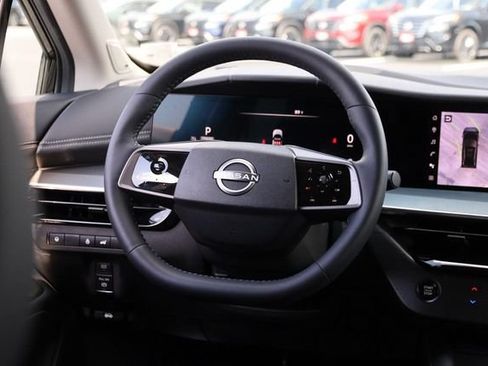 Certified 2025 Nissan Murano SL AWD/4WD image 27