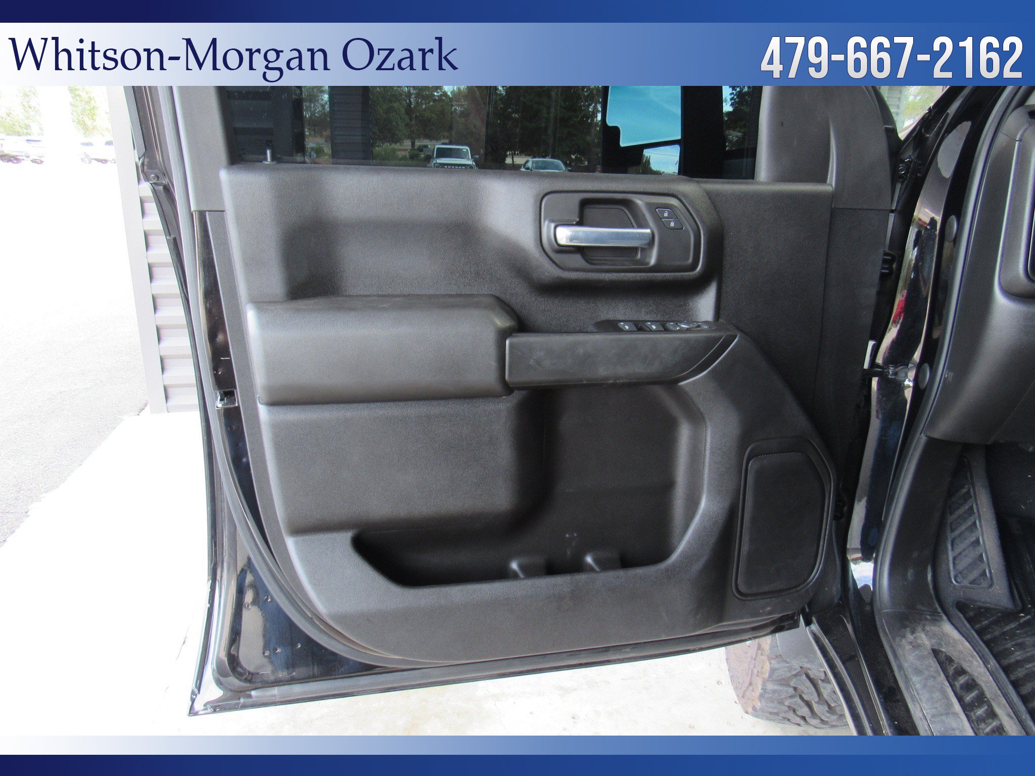 Used 2022 Chevrolet Silverado 2500 Custom w/ Custom Value Package AWD/4WD image 35