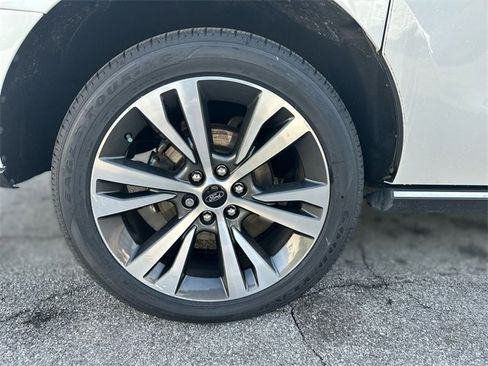 Certified 2020 Ford Expedition Max Limited w/ Equipment Group 302A image 10