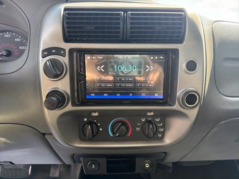 Used 2011 Ford Ranger XLT image 11