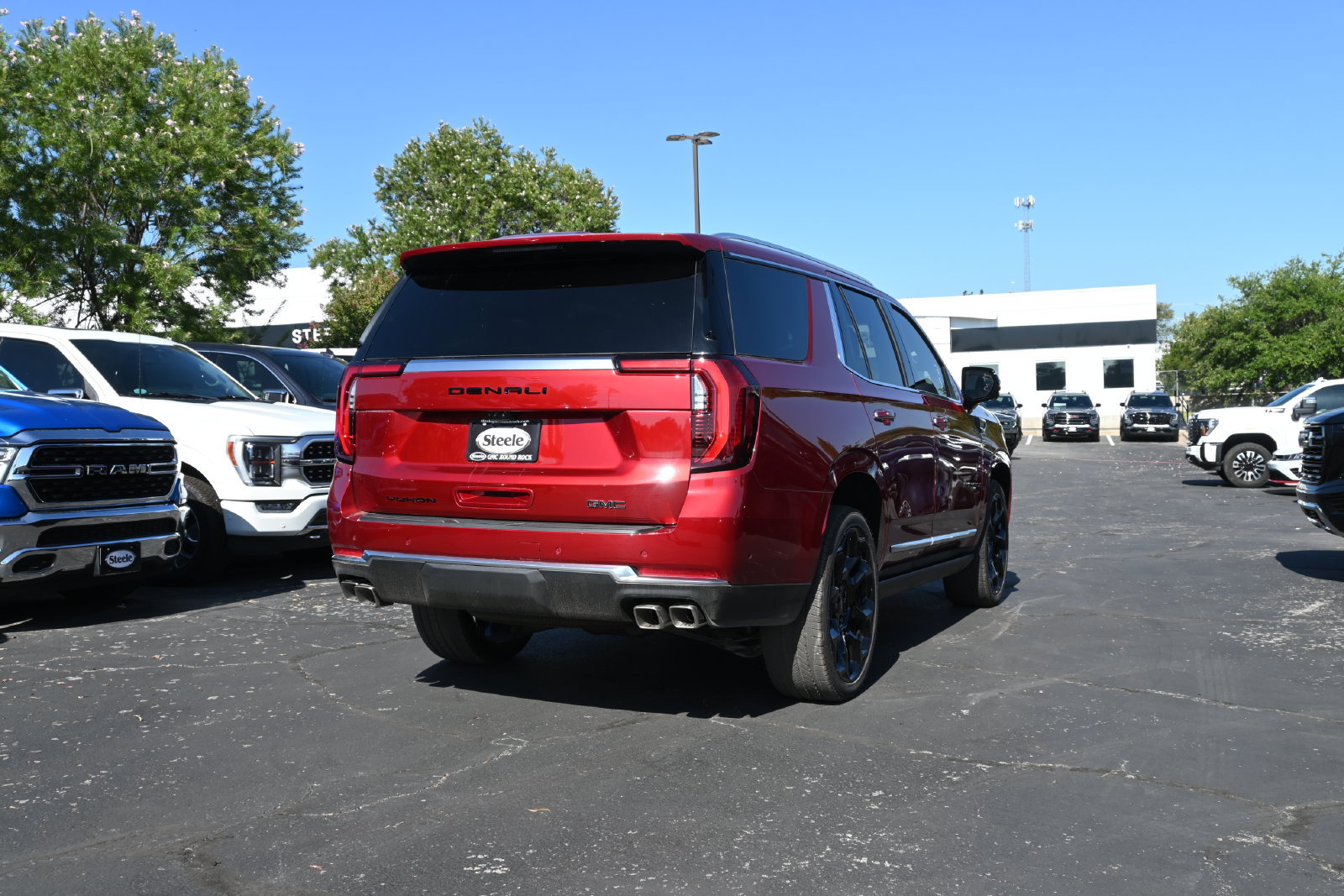 New 2026 GMC Yukon Denali AWD/4WD image 10