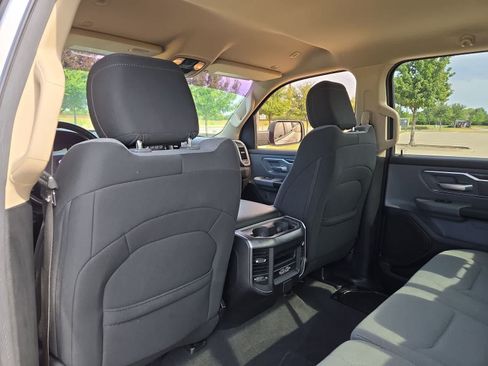 Used 2019 RAM 1500 Big Horn RWD image 15