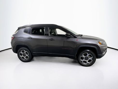 Used 2022 Jeep Compass Trailhawk w/ Sun and Sound Group image 4