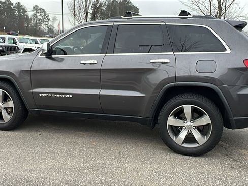 Used 2015 Jeep Grand Cherokee Limited w/ Trailer Tow Group IV image 11